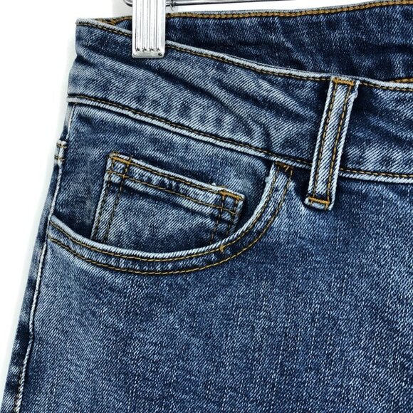 NWT Desigual Medium Wash Floral Embroidered Flared Jeans size 6 - Picture 13 of 15